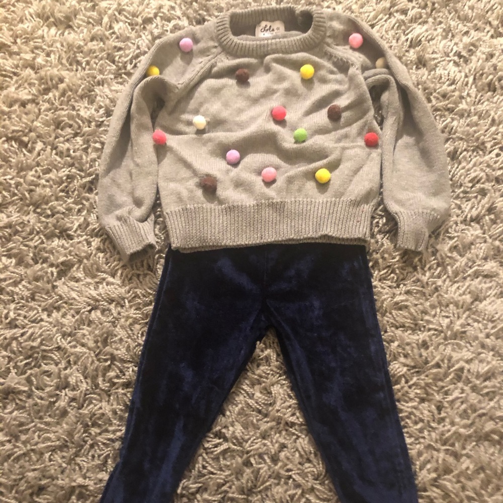 Selling as a set, too small for my toddler :)